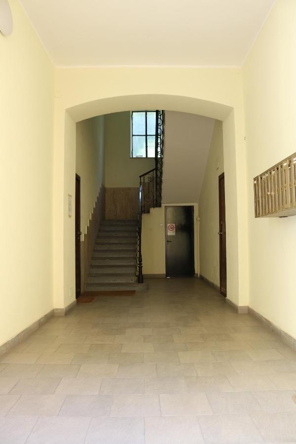 Sant Ambrogio Mansion - Via Olona Apartamento Milán Exterior foto